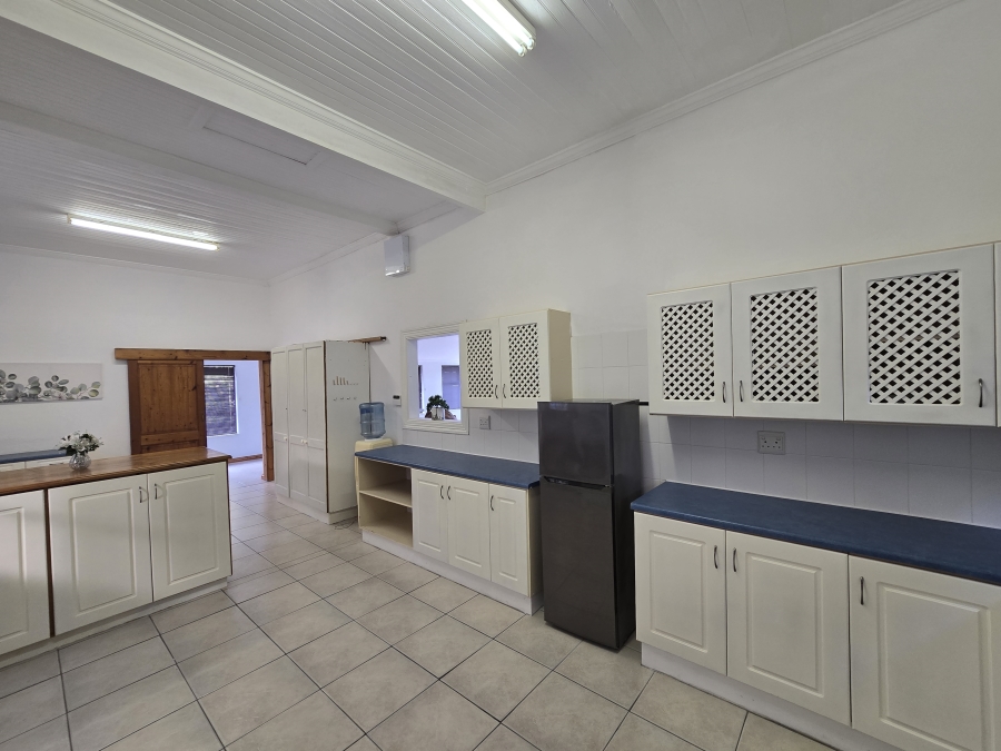 To Let 6 Bedroom Property for Rent in East Bank Eastern Cape